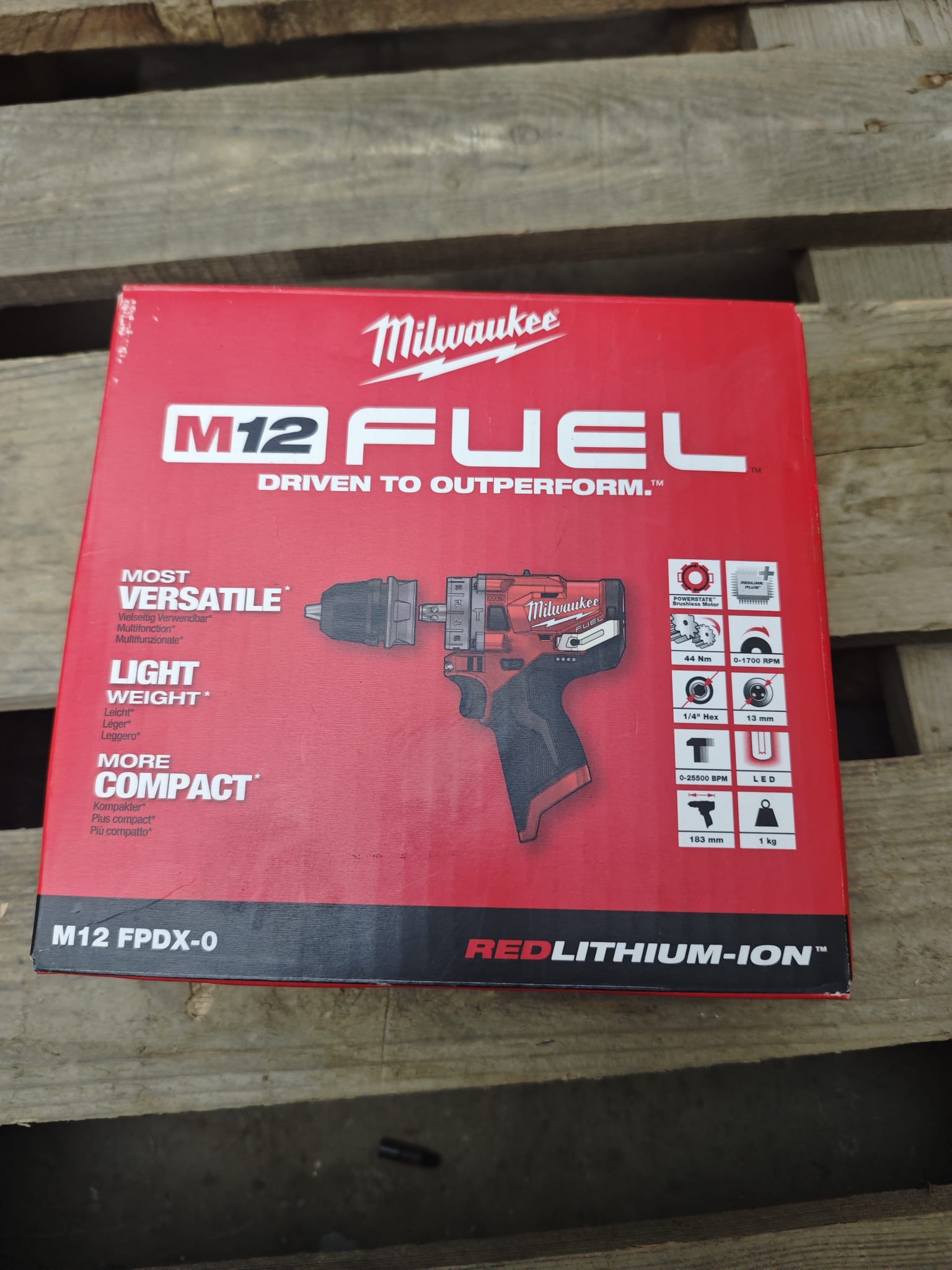 F25-901 - Ferreteria - 06